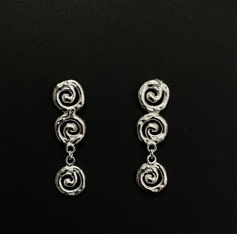 Triple Ndoro drop earring