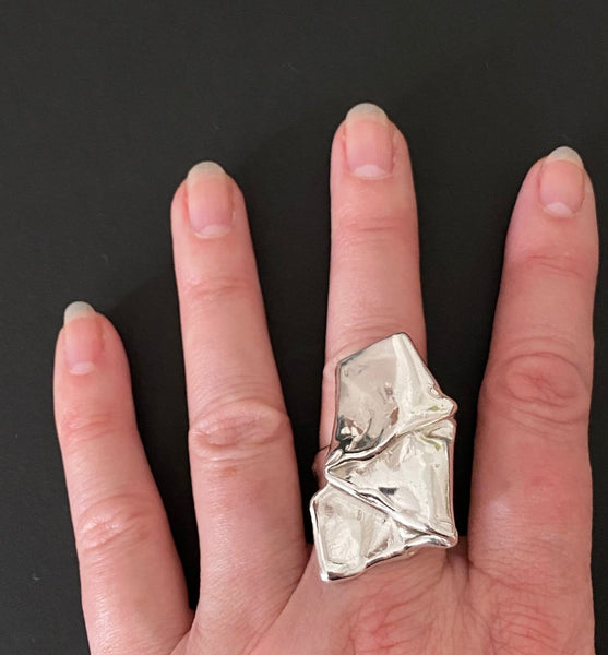 The Zig Zag ring
