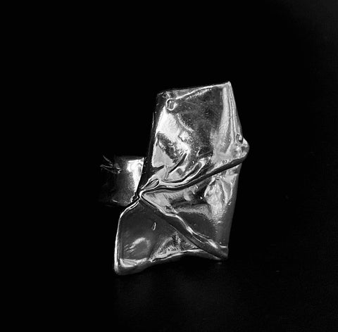 The Zig Zag ring