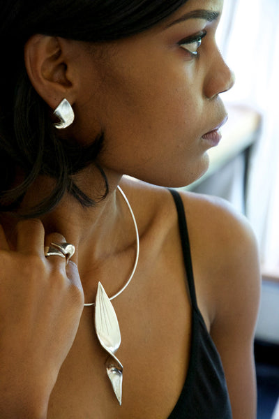 The Twist Pendant